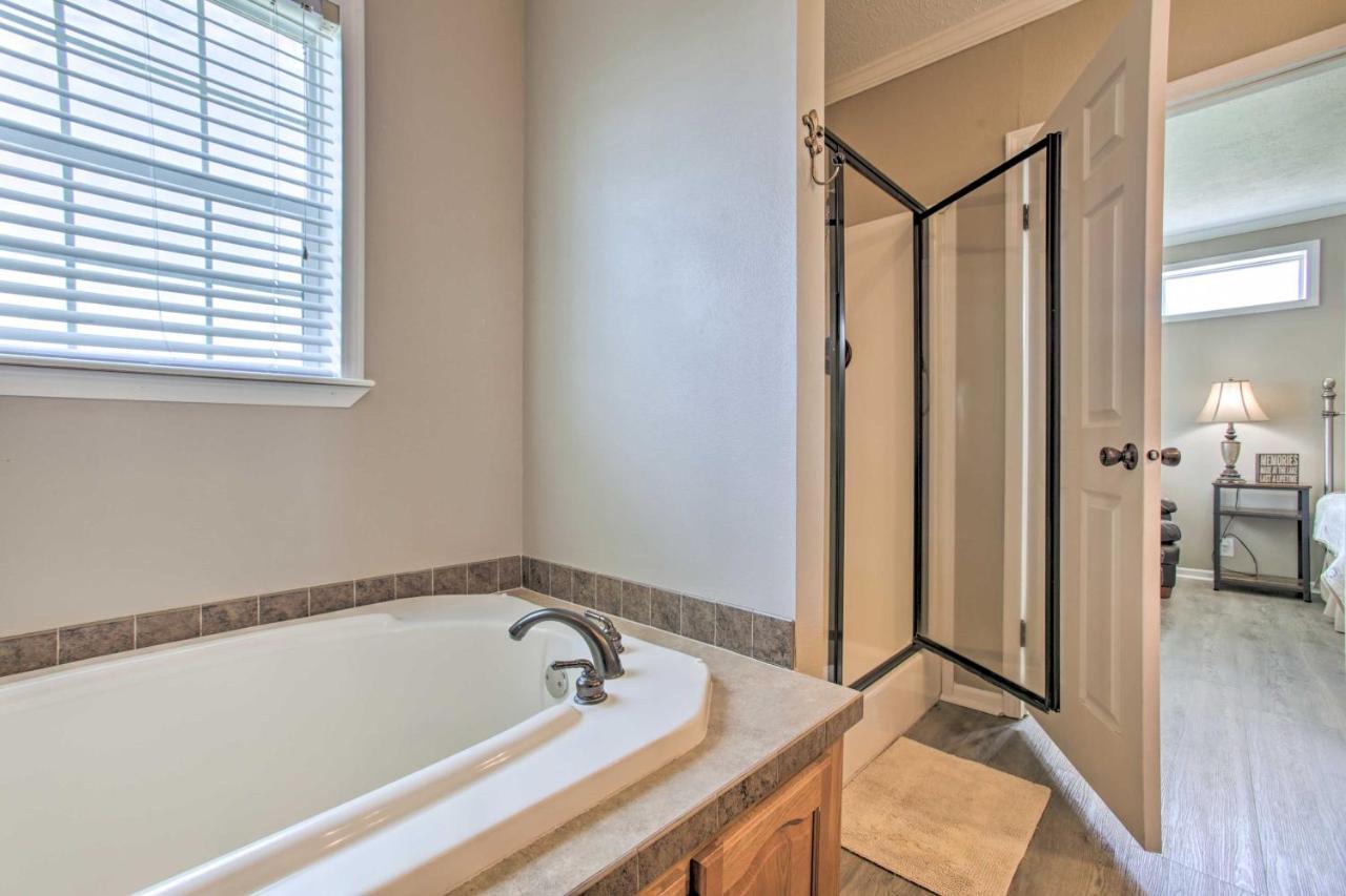 Waterfront New Orleans Home With Private Dock And Pier エクステリア 写真