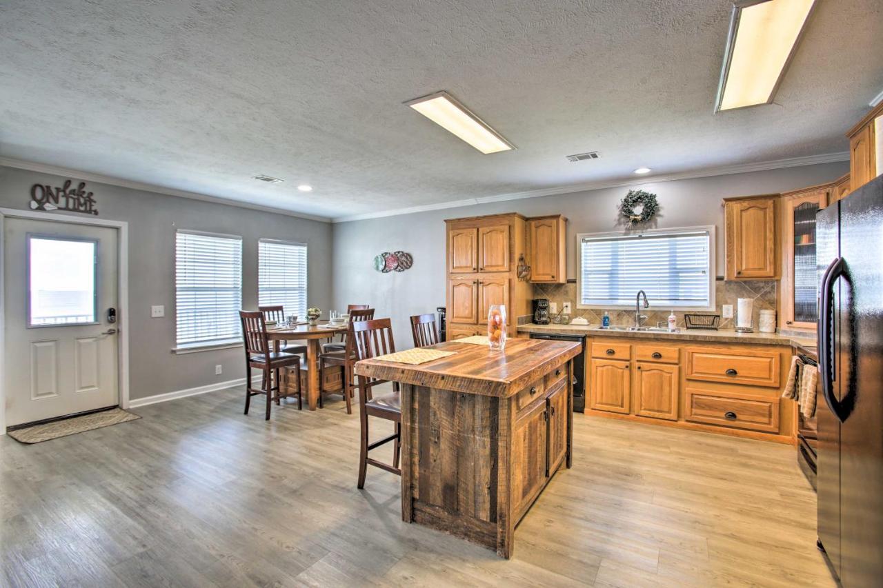 Waterfront New Orleans Home With Private Dock And Pier エクステリア 写真